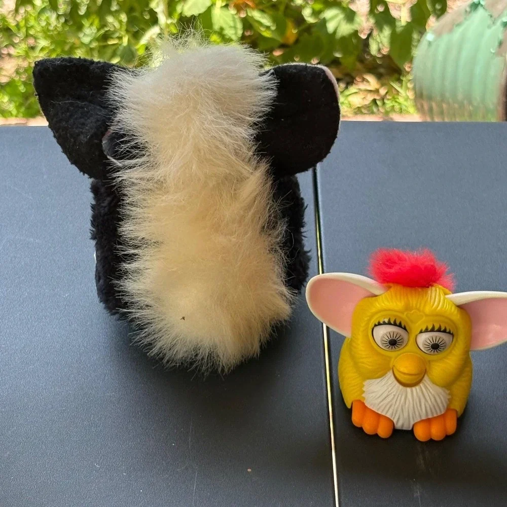 Tiger‎ Electronics Furby 1999 Graduation Limited Edition Tuxedo Lot PARTS ONLY